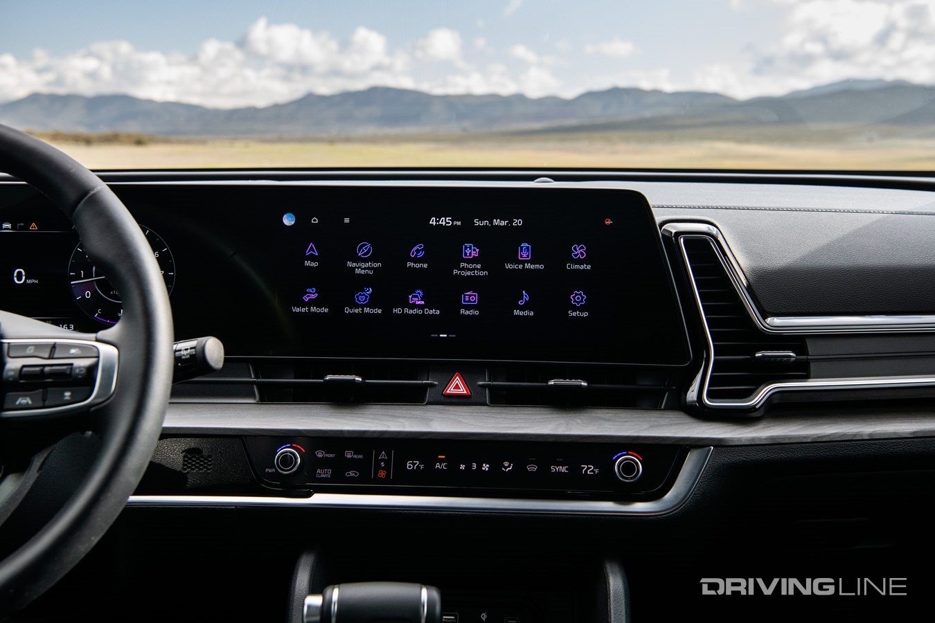 2023 Kia Sportage X-Line infotainment screen