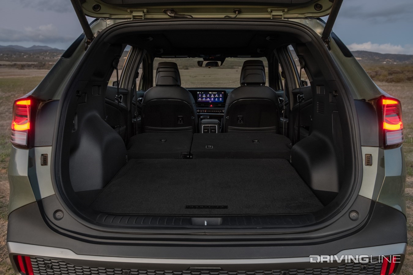 2023 Kia Sportage X-Line cargo area