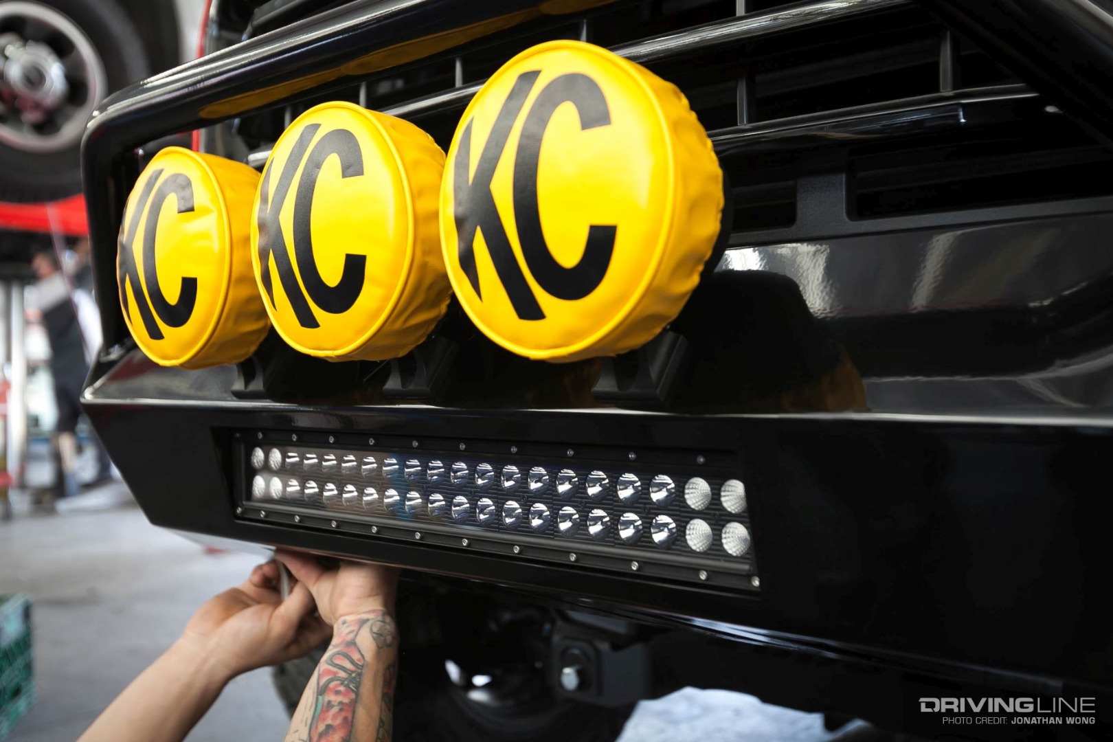 Off-road lights front bumper KC plus light bar