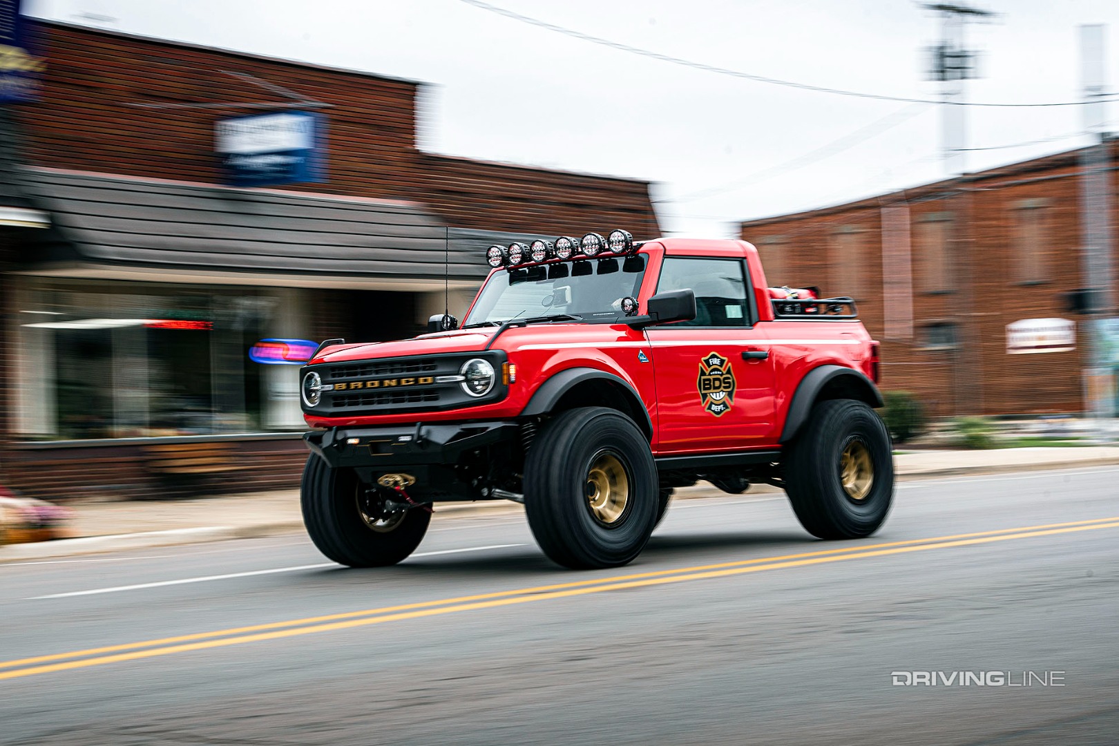 Roof-mounted lights on Ford Bronco truck on Nitto Trail Grappler tires