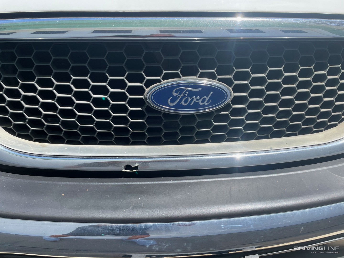 2000 Ford F-150 honeycomb grille and front facia damage