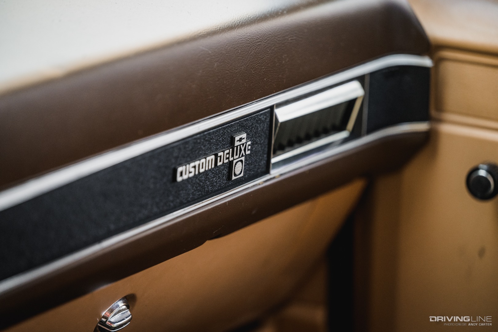 1986 Chevrolet C10 Custom Deluxe badge