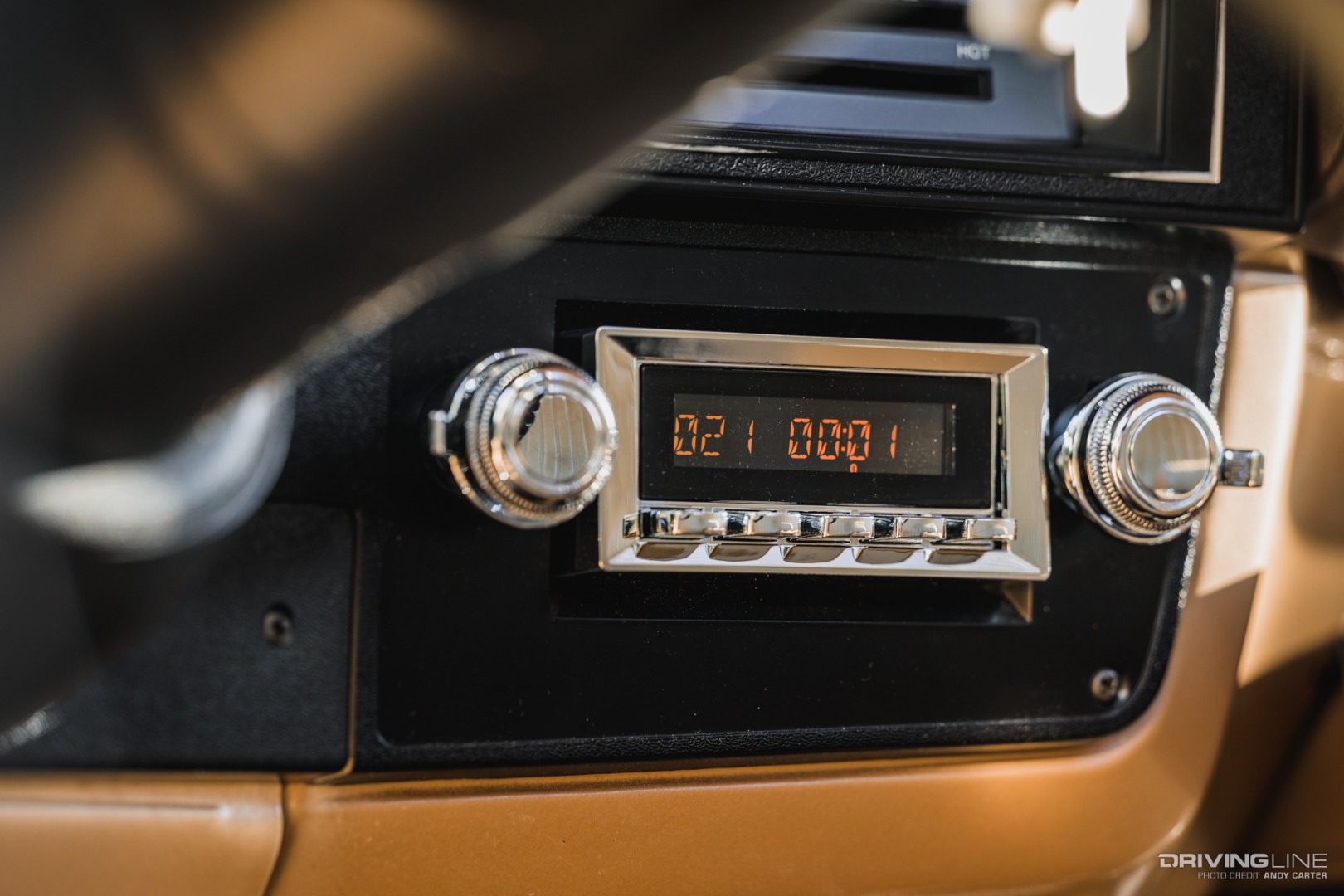 Retrosound Hermosa M2 in a Chevrolet C10 Squarebody