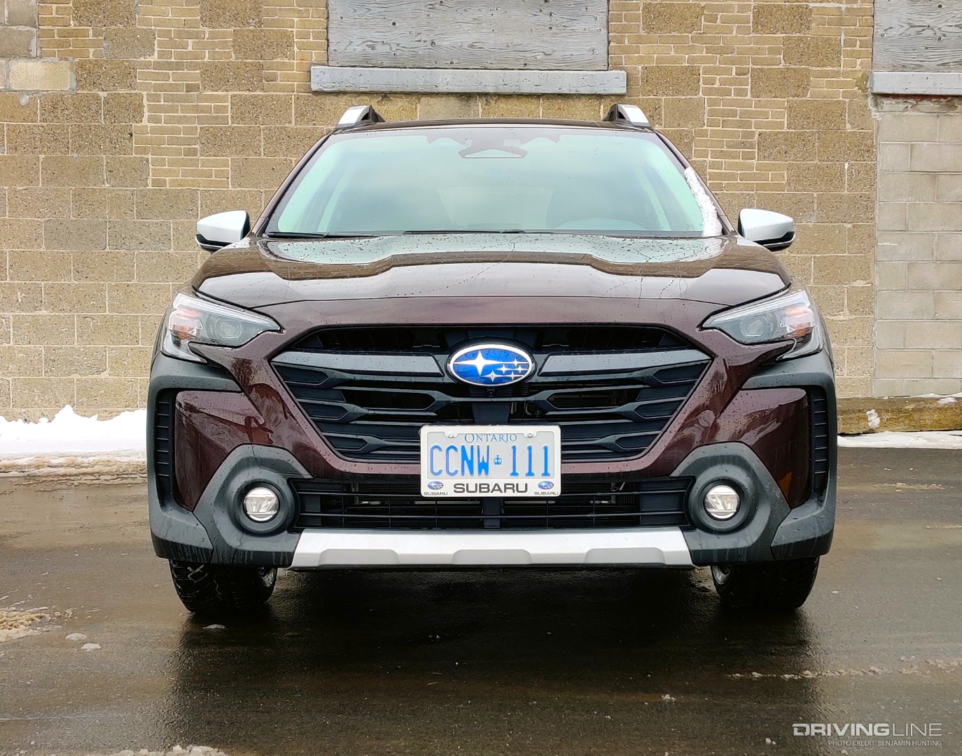 2023 Subaru Outback front view