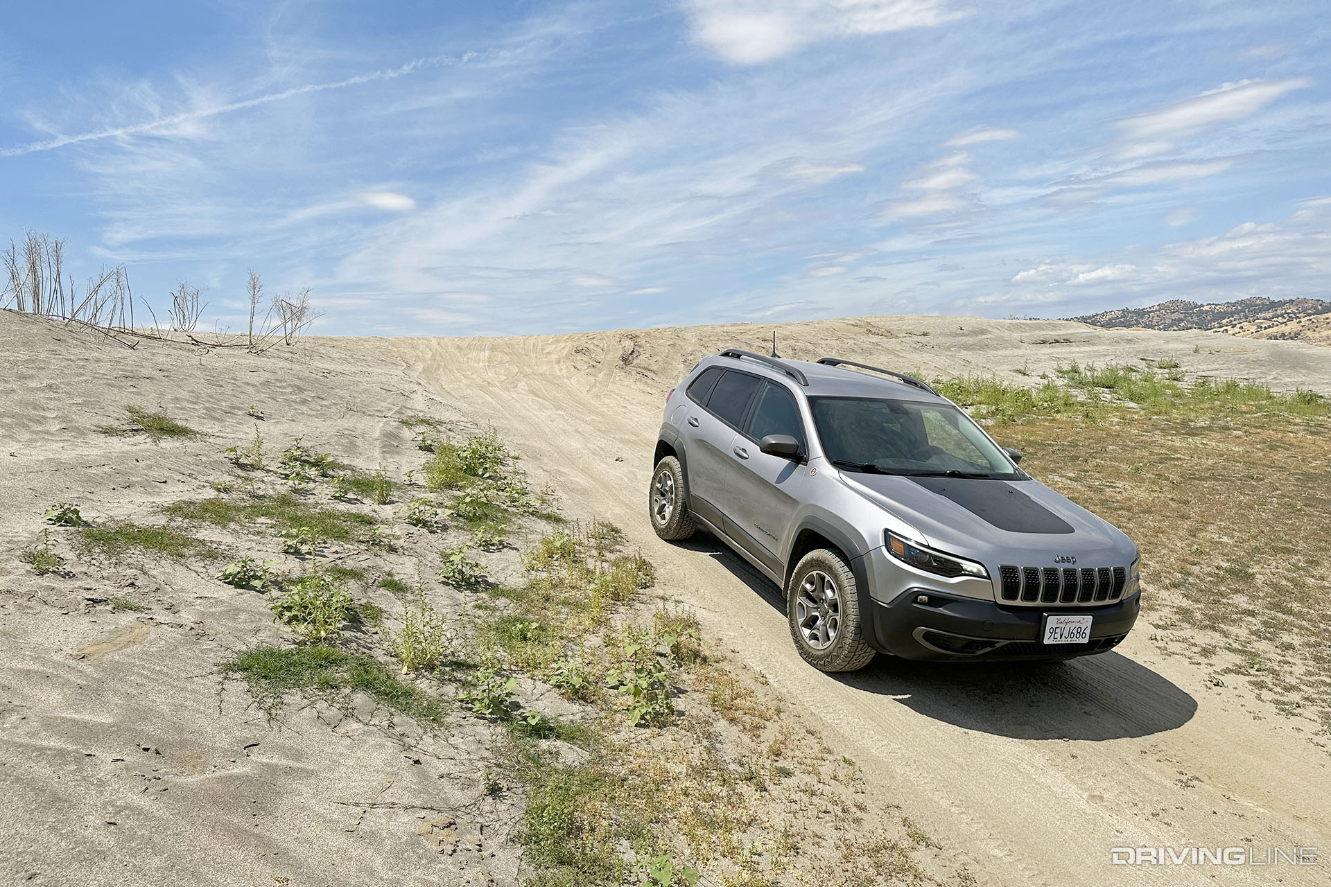 Jeep Cherokee Trailhawk in Sand