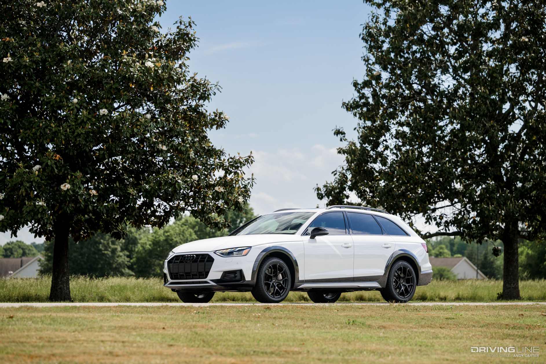 Audi A4 Allroad on Nitto Motivo 365 front 3/4 shot