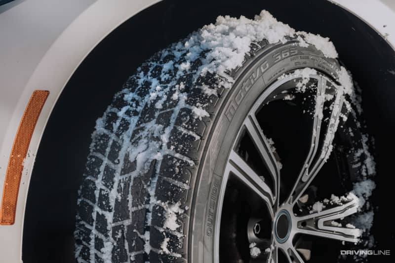 Motivo 365 tread covered in light snow