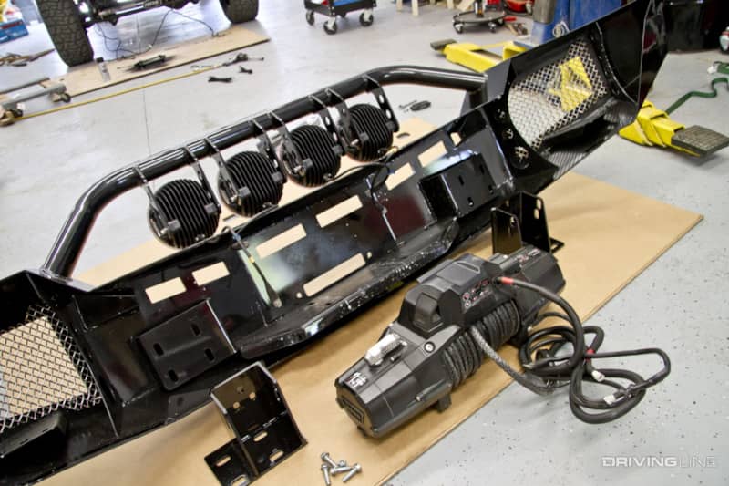 2011-ford-f-250-super-duty-fusion-winch-bumper-warn