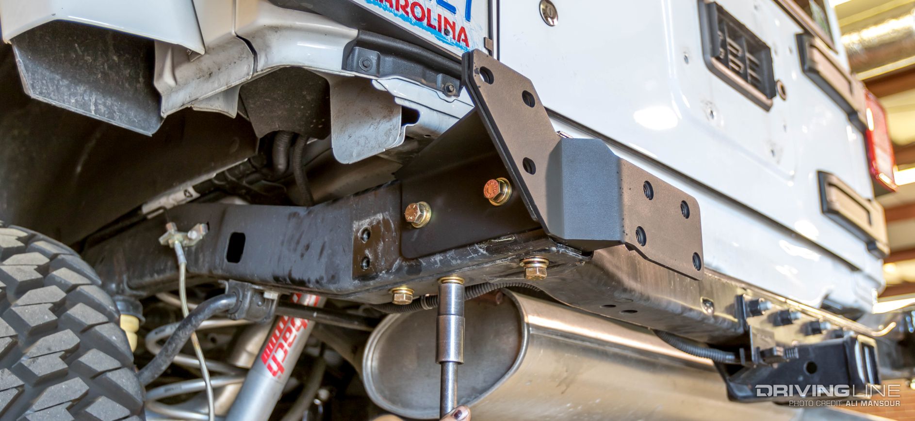 004-2015-jeep-wrangler-fab-fours-tire-carrier-rear-bumper