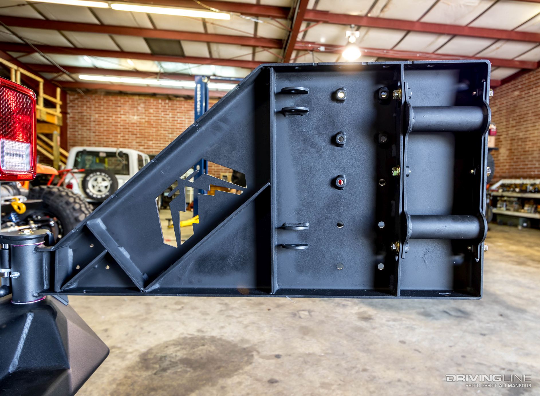 010-2015-jeep-wrangler-fab-fours-tire-carrier-rear-bumper