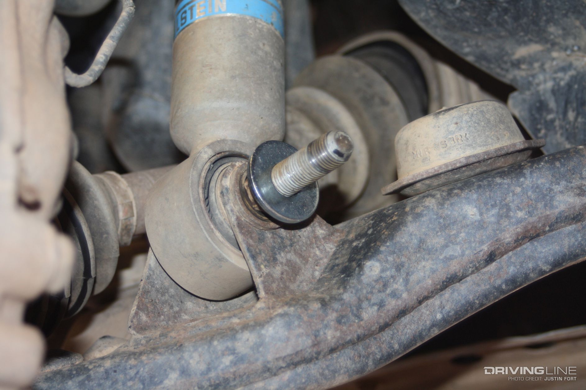 012-limit-straps-ORW-IFS-4Runner-lower-Bilstein-eye-bushing-install