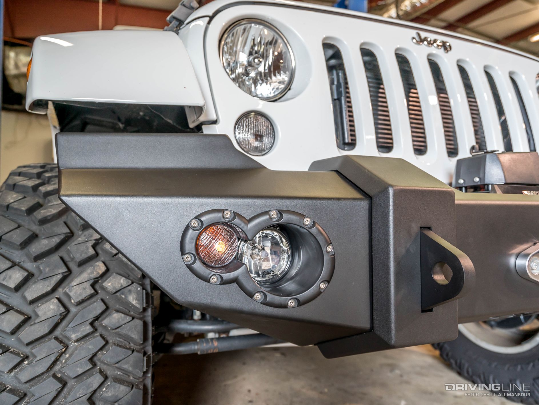 007-jeep-wrangler-jk-fab-fours-lifestyle-front-bumper
