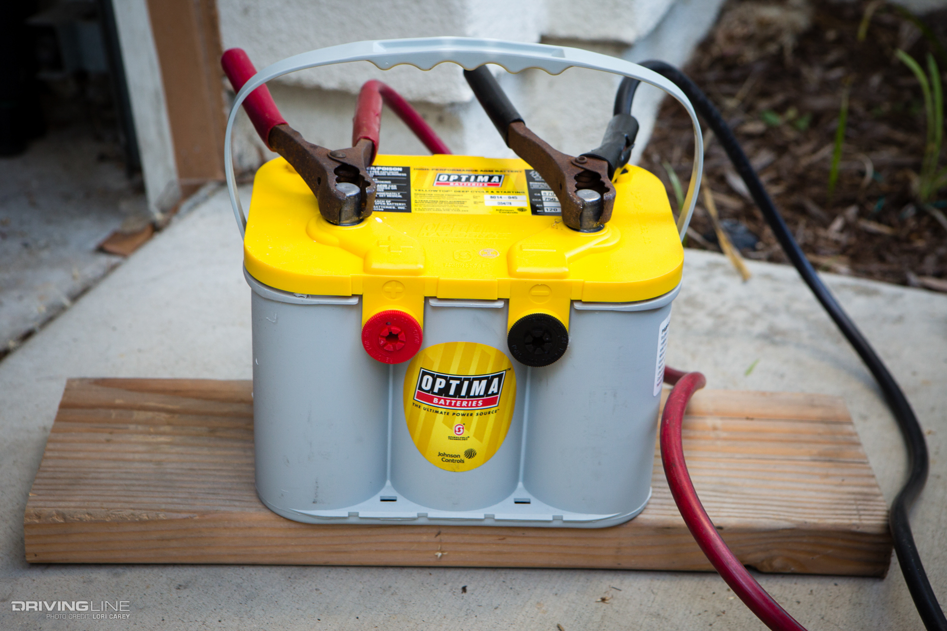 Charging deals optima battery
