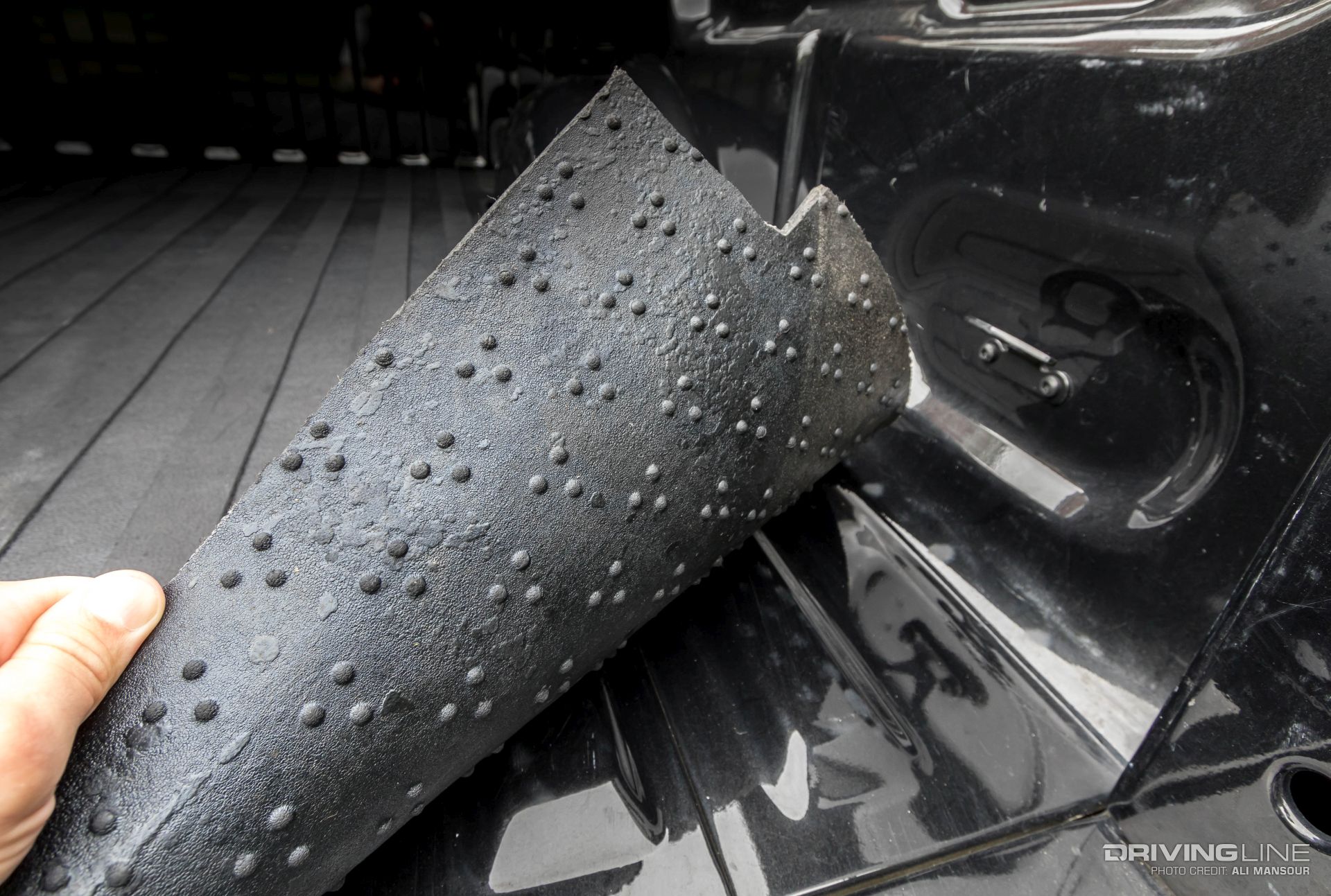 005-Rough-Country-suspension-bed-mat