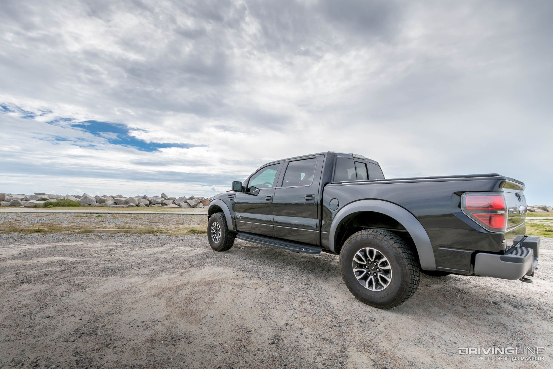001-Ford-Raptor-SVT-Black