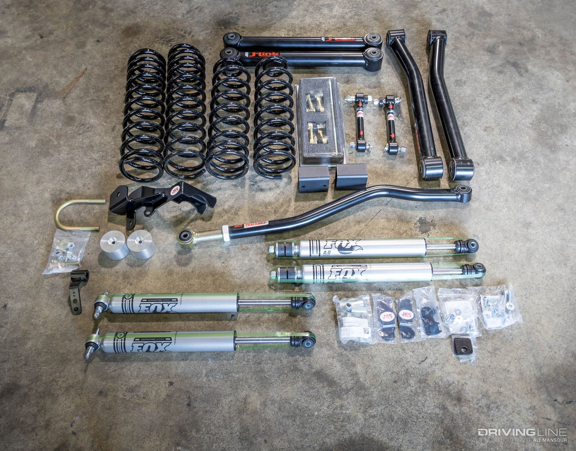 001-2013-Jeep-Wrangler-jks-25-lift-ridge-grapplers