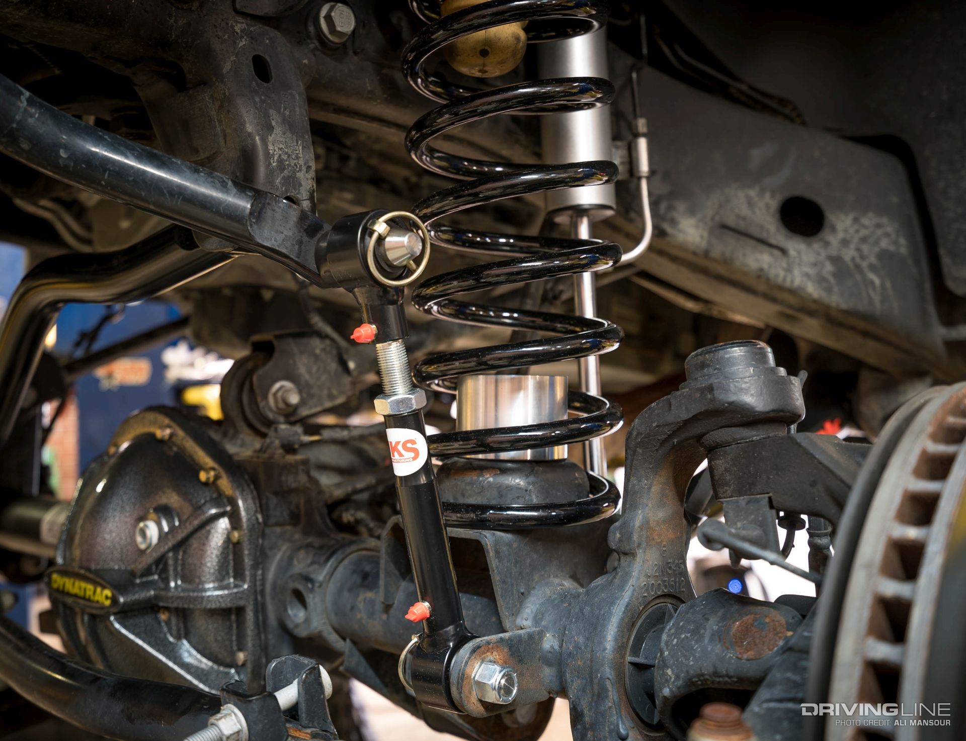 004-2013-Jeep-Wrangler-jks-25-lift-ridge-grapplers