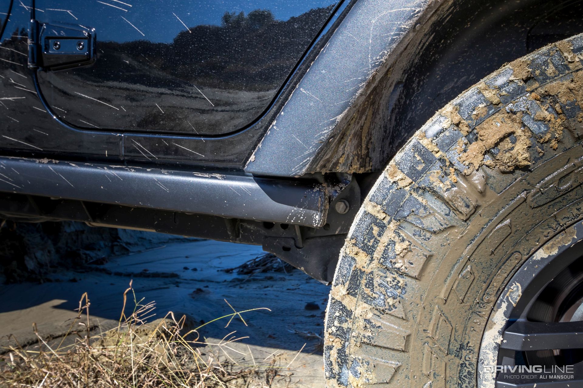 011-2013-Jeep-Wrangler-jks-25-lift-ridge-grapplers