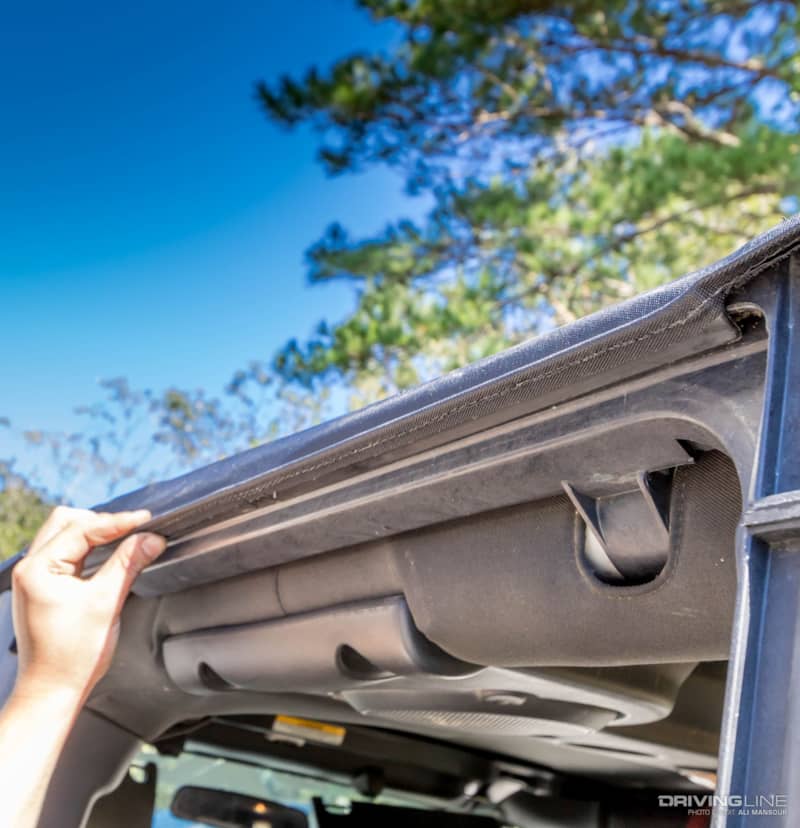 009-2007-jeep-wrangler-rugged-ridge-xhd-soft-top