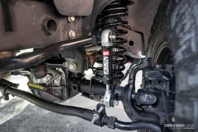 JKS Jeep Wrangler JK Flex Connect Sway Bar Link Kit Review | DrivingLine
