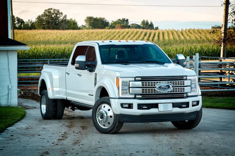 002-2017-Ford-F450-Super-Duty-Platinum