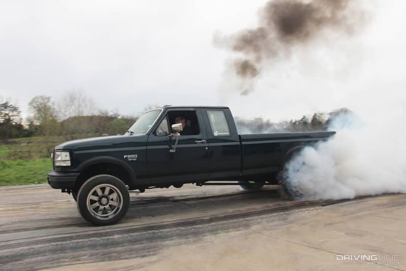 011-1997-Ford-F-250-Burnout