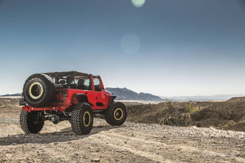 2017-jeep-wrangler-jk-spicy-chicken-nitto-tire
