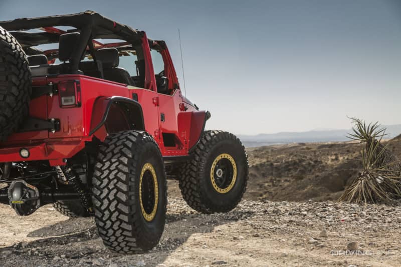 2017-jeep-wrangler-jk-spicy-chicken-nitto-tire