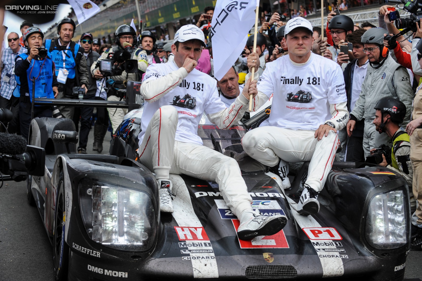 On the way to the podium and the World Championship