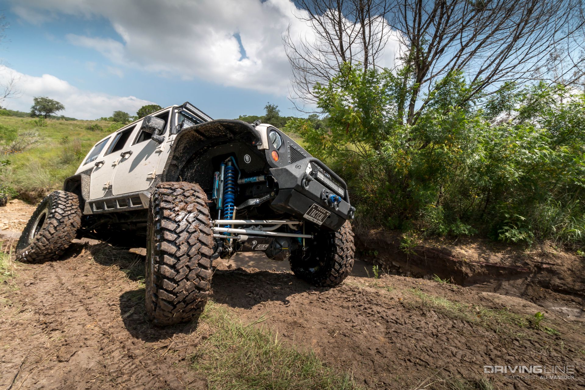 jeep-wrangler-unlimited-white-evo-trail-grapplers-jeep-x