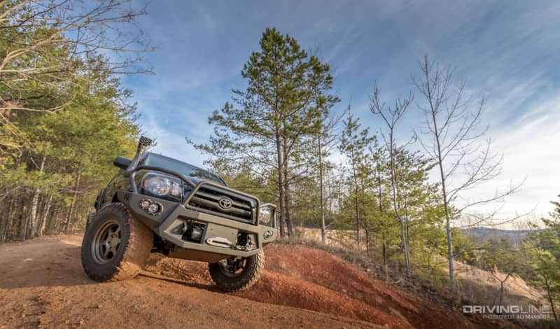 toyota-tacoma-fab-fours-winch-front-bumper