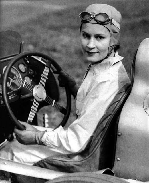 Genevra Delphine Mudge