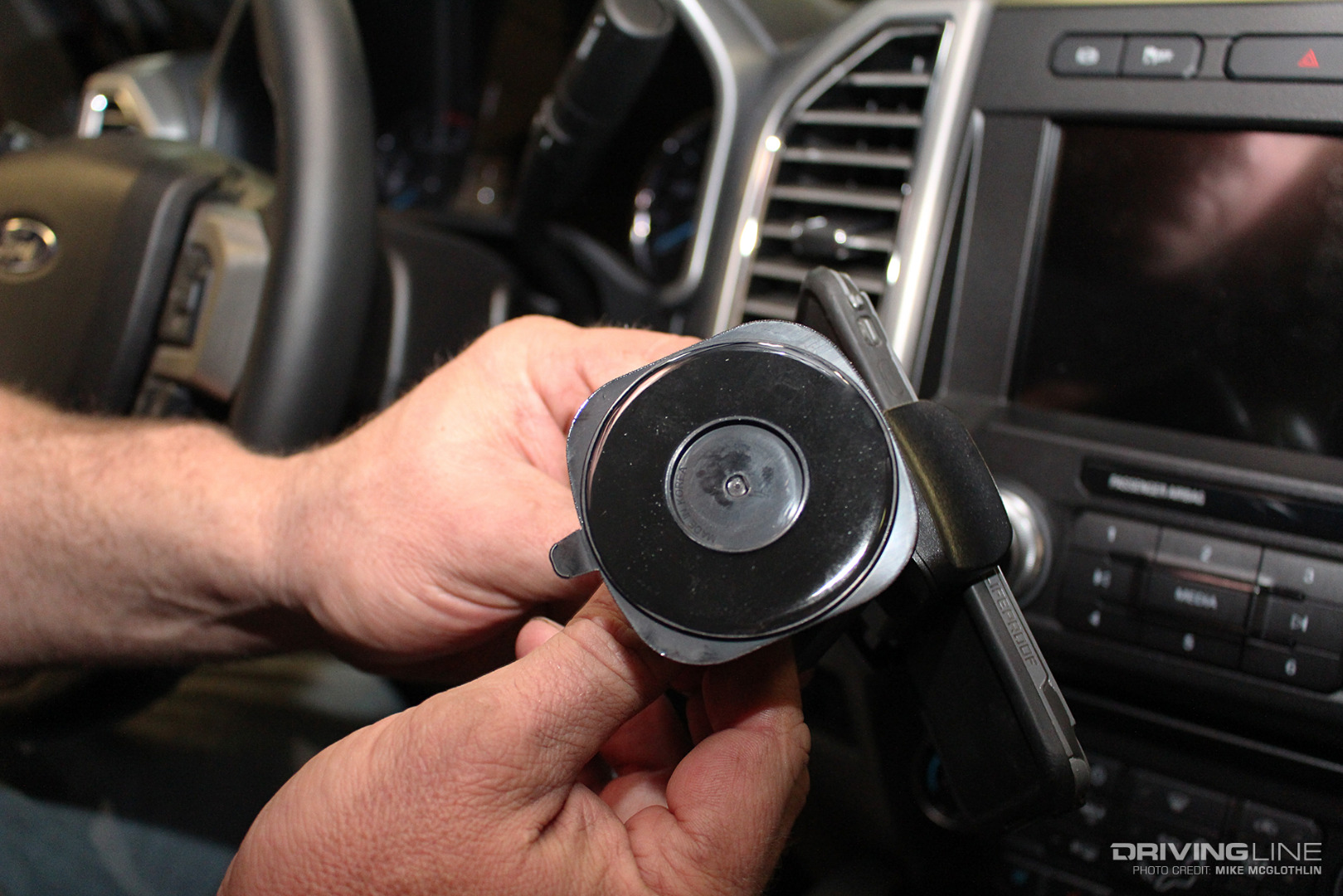 004-EZ-Lynk-Auto-Agent-Phone-Mount