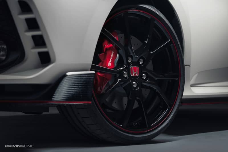 wheel/tire view of Honda Civic Type R