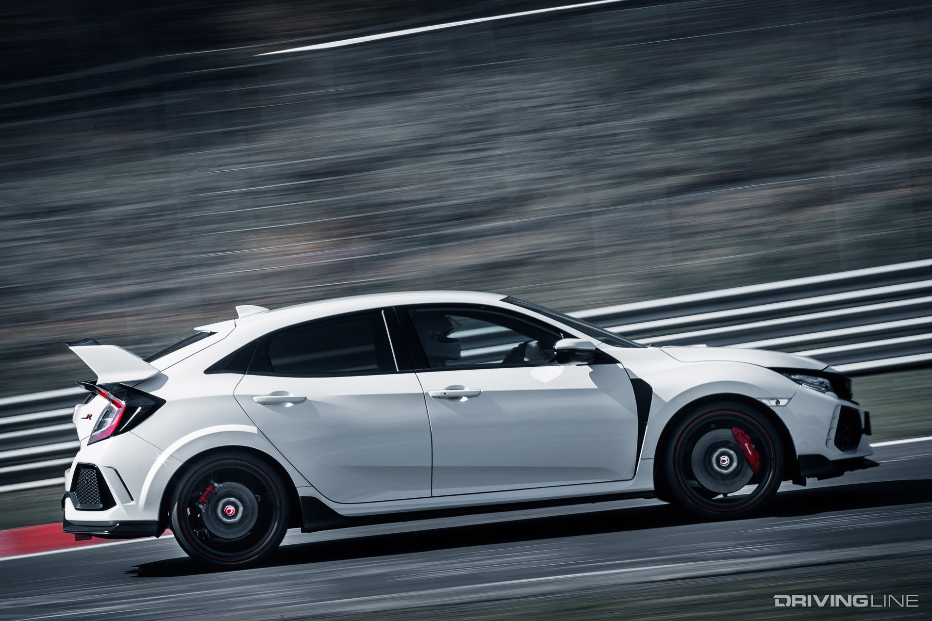 2017 civic type r record 01
