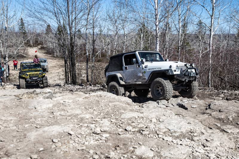 Jeep the Mac Event Draws Hundreds of Jeeps Across Mackinaw Bridge