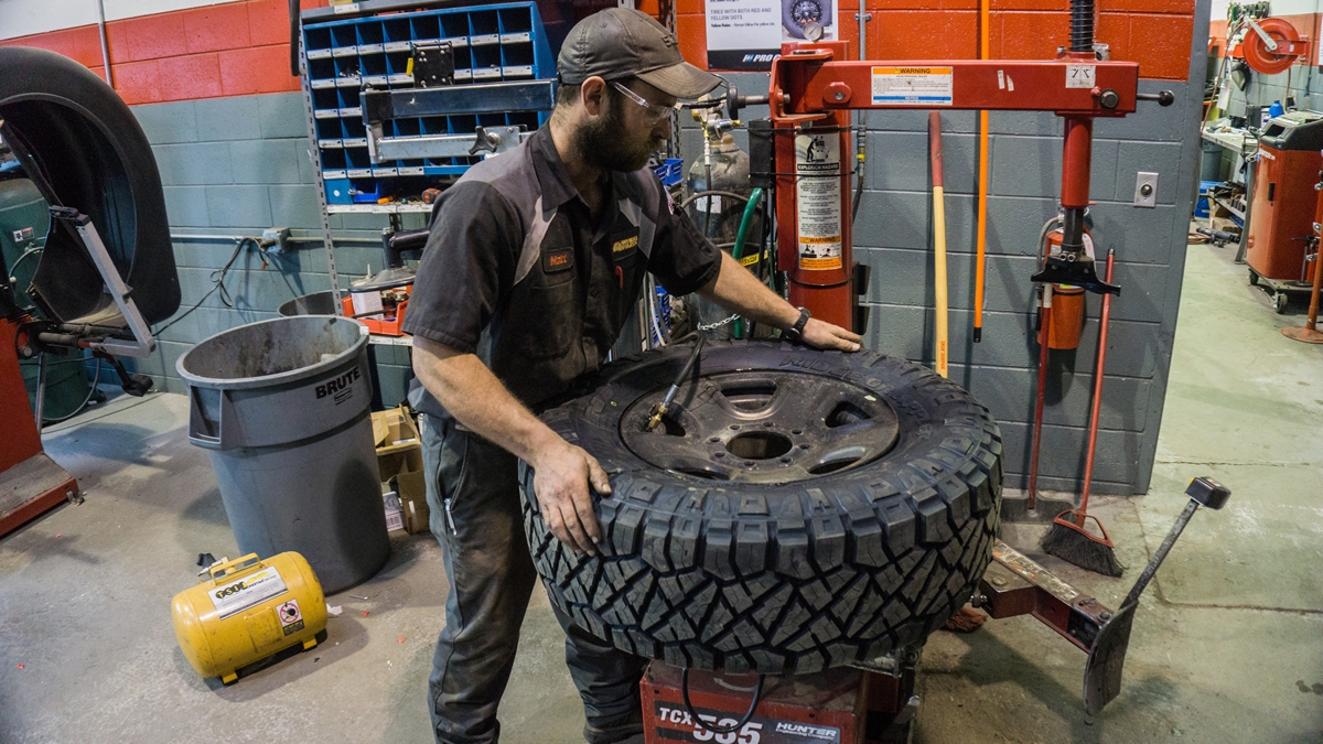 15 no compromise ram tire mounting