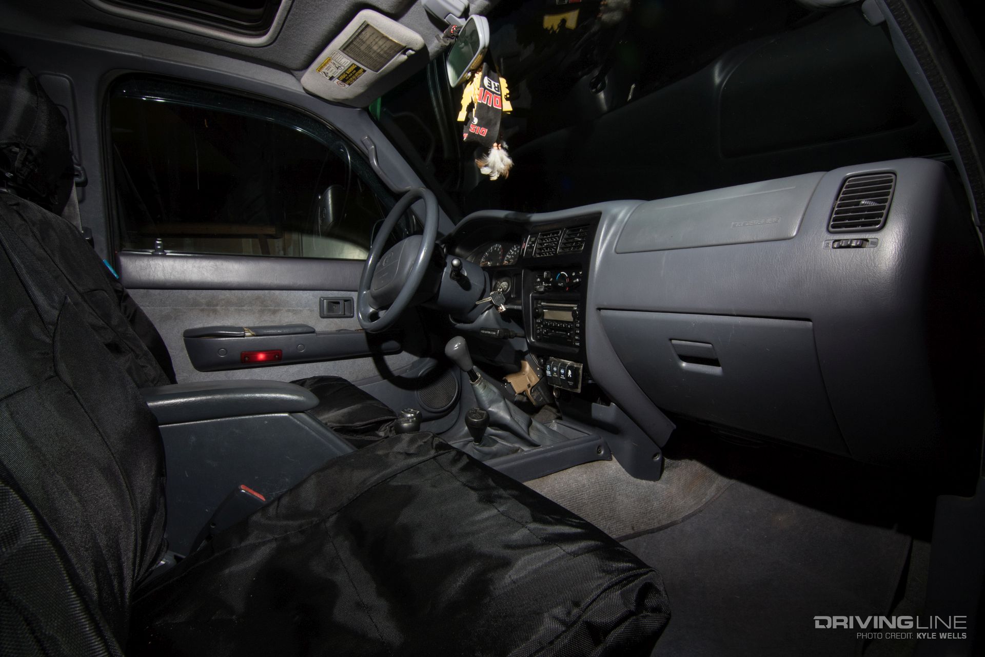 2000-toyota-tacoma-solid-axle-nitto-ridge-grapplers