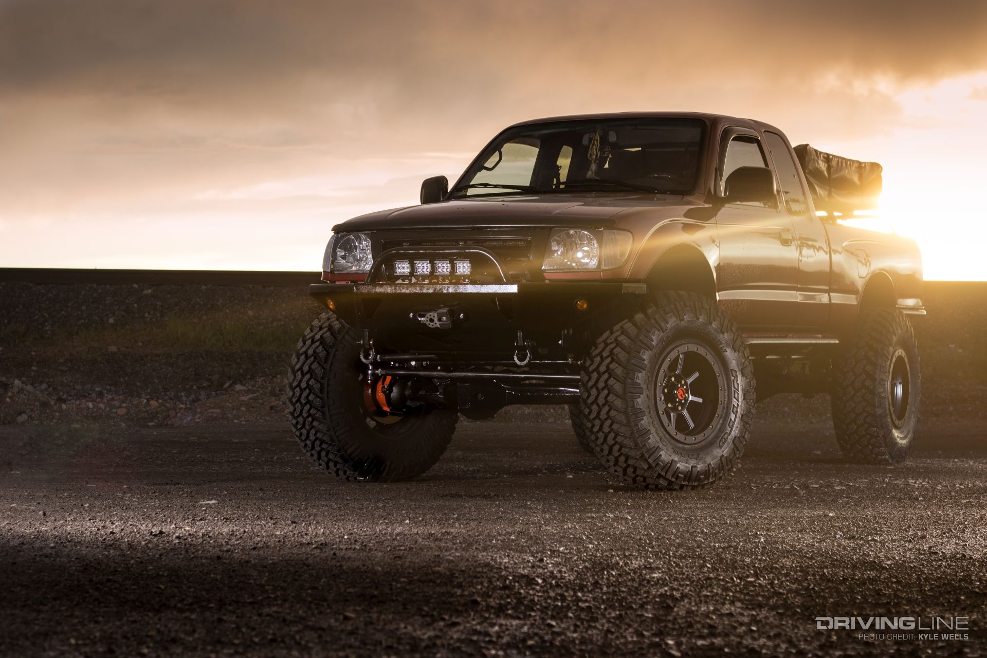 2000-toyota-tacoma-solid-axle-nitto-ridge-grapplers