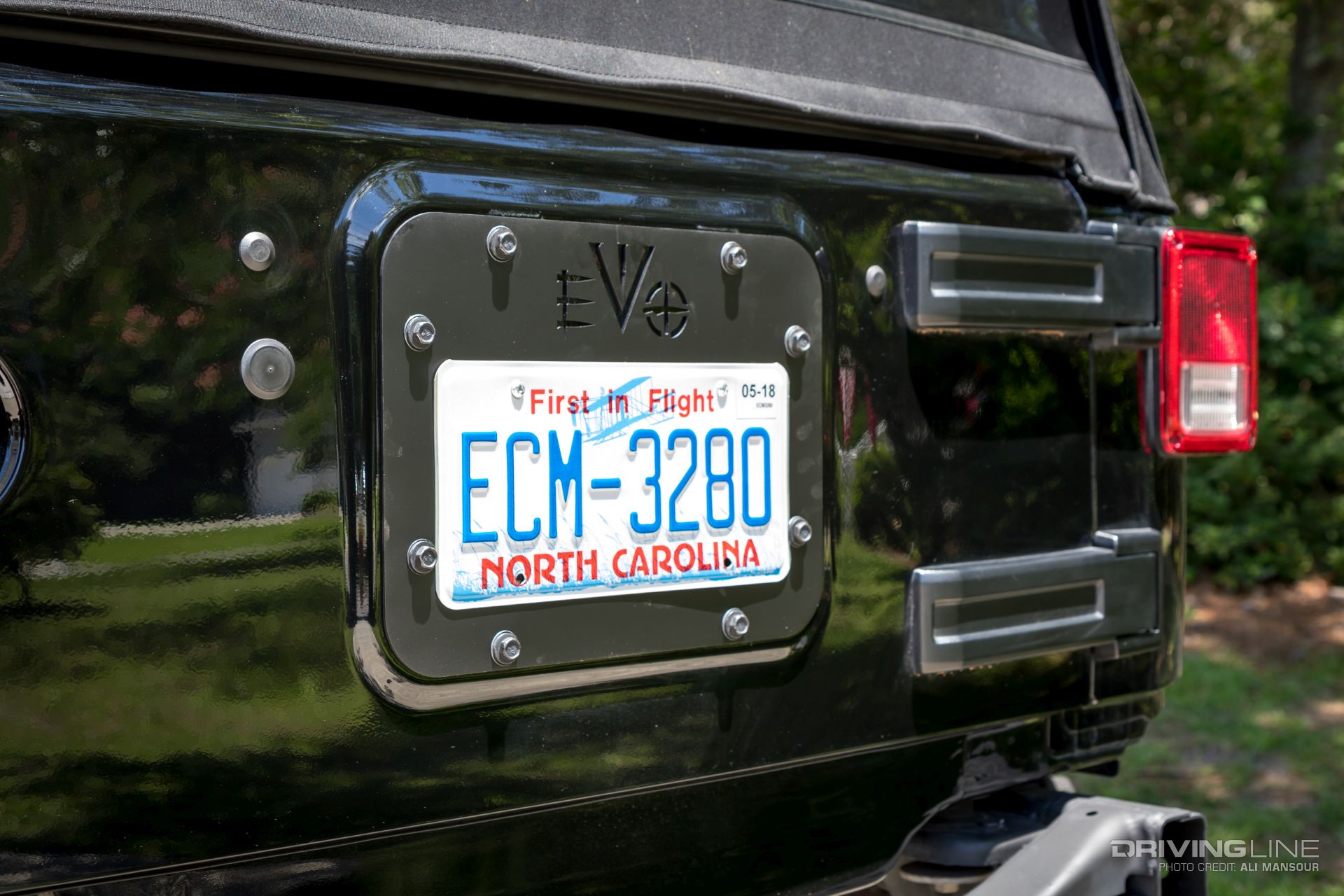 EVO-MFG-d-rings-jk-rear-fascia-spare-tire-delete