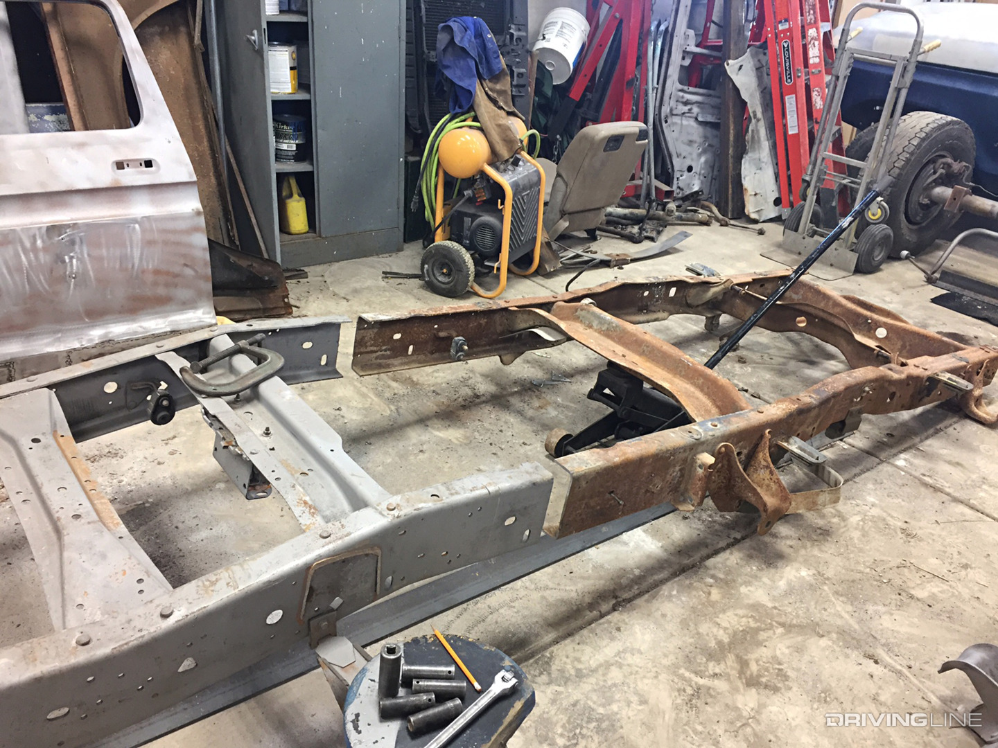 1999 Ford Super Duty Frame