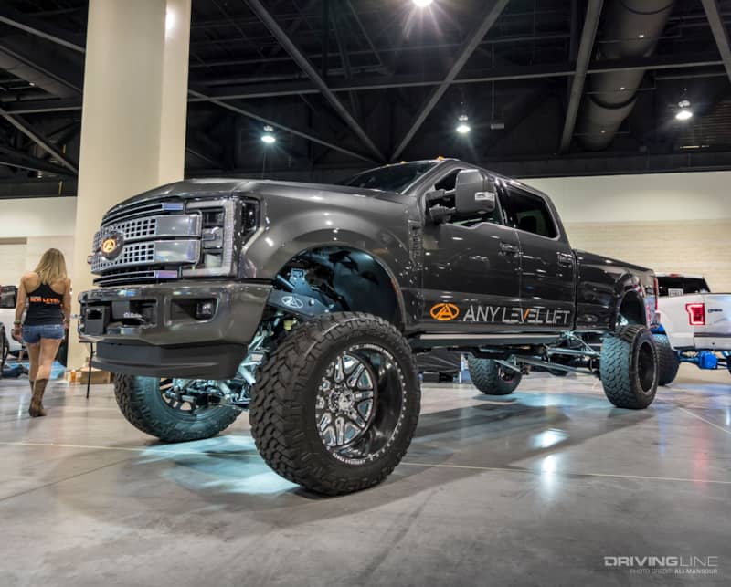 2017-daytona-truck-meet-nitto-tire