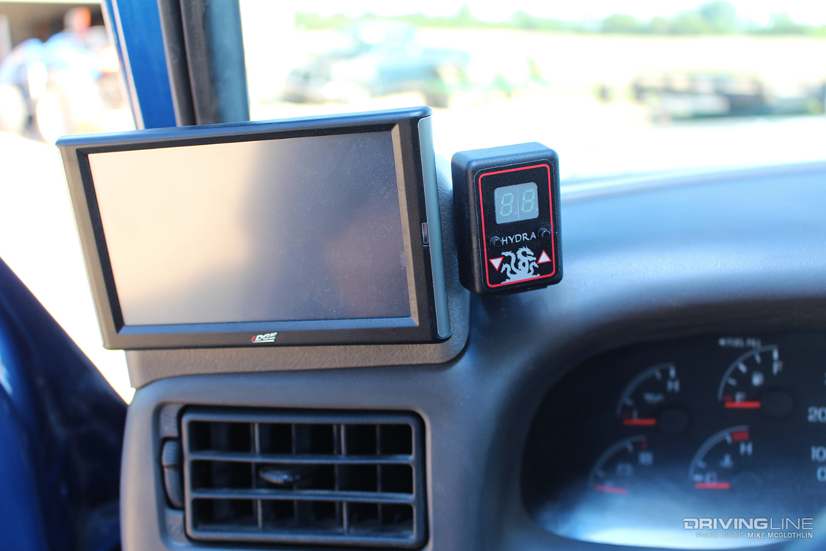 009-Power-Hungry-Performance-Hydra-Chip