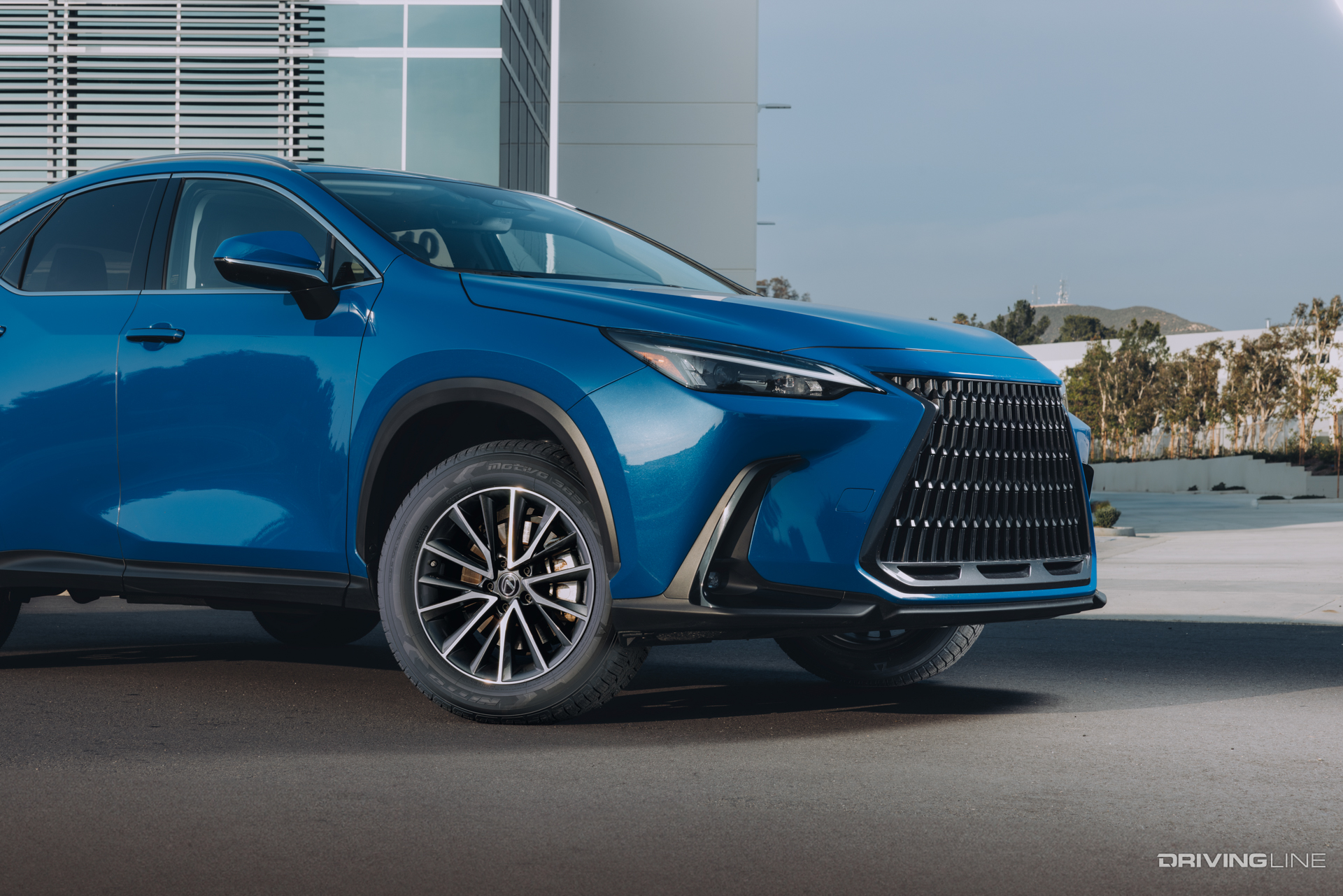 Nitto Motivo 365 tire on a blue CUV