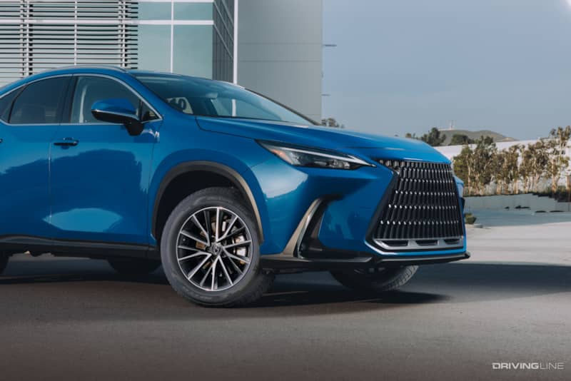 Nitto Motivo 365 tire on a blue CUV