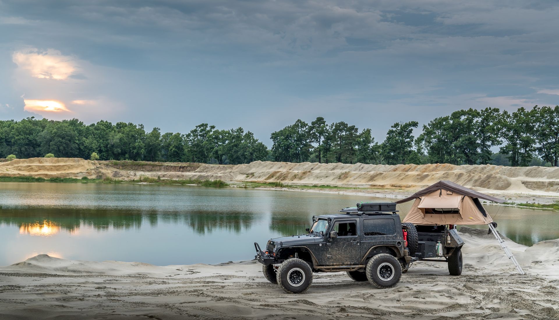East Coast Overland Jeep Wrangler JK two-door with Trailer