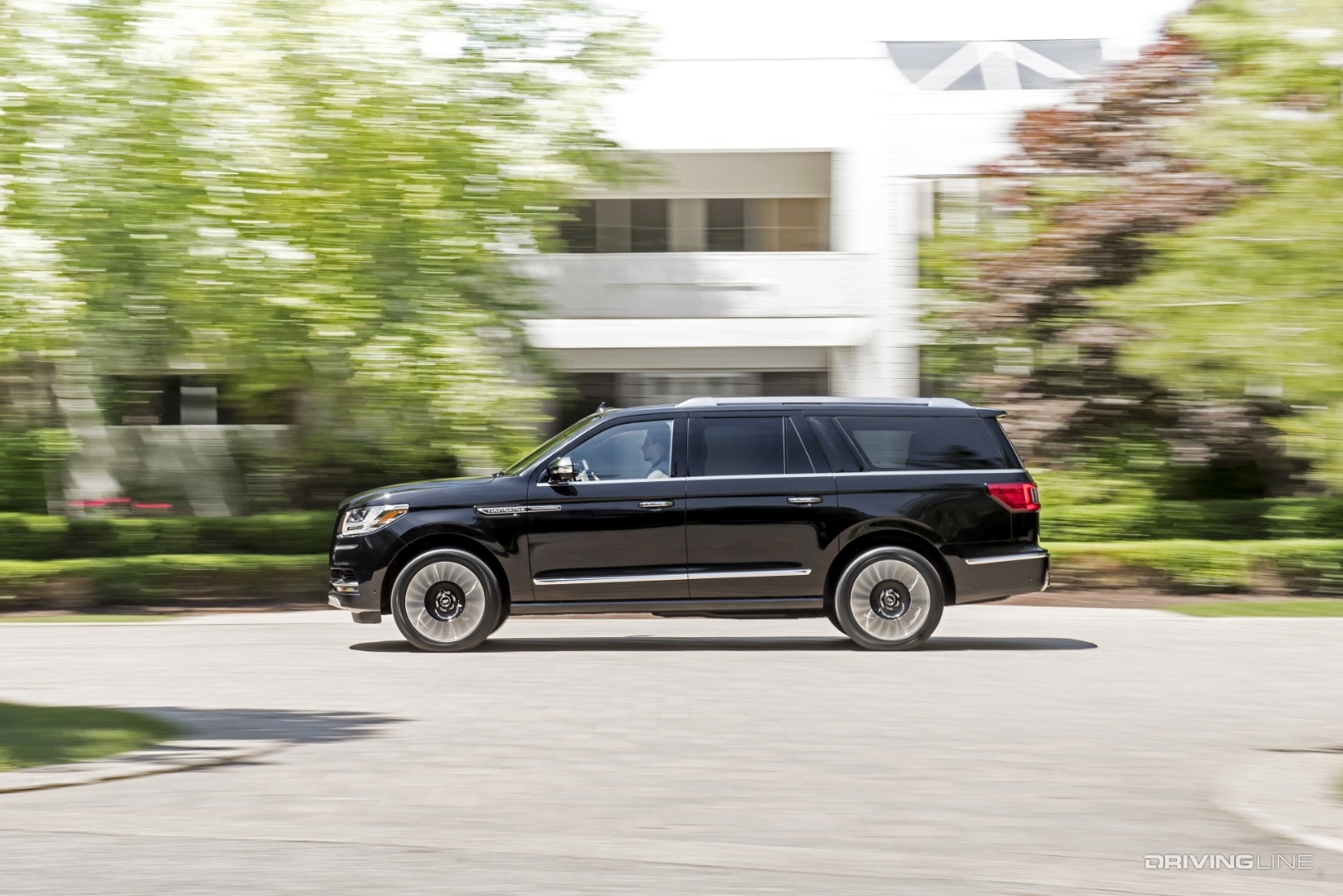 Lincoln Navigator side view in motion