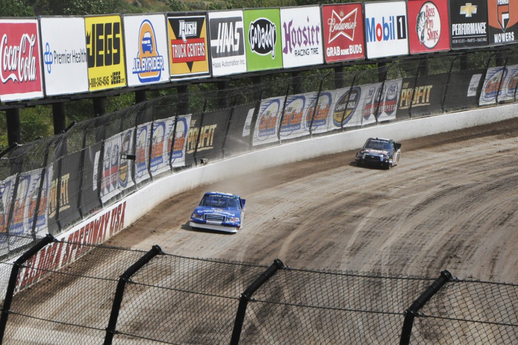 NASCAR_dirt_track_Eldora_01