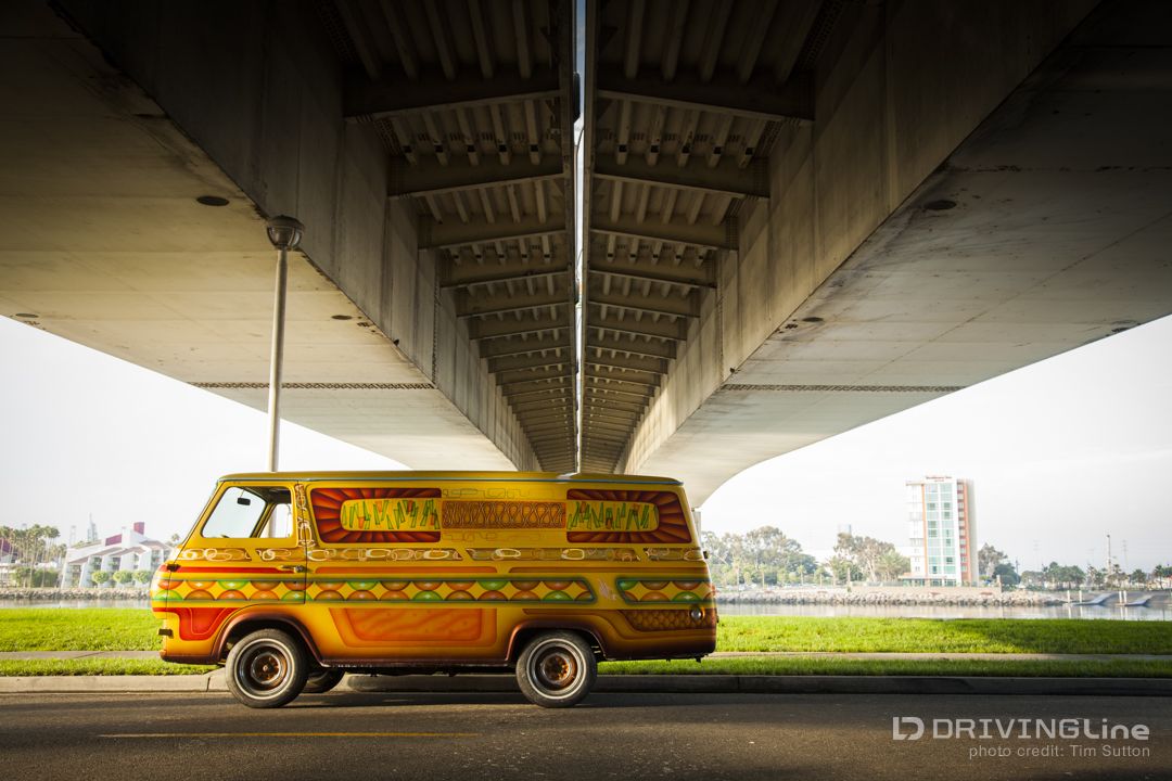1966_Ford_Econoline_Van_Cab_Over_Custom_09