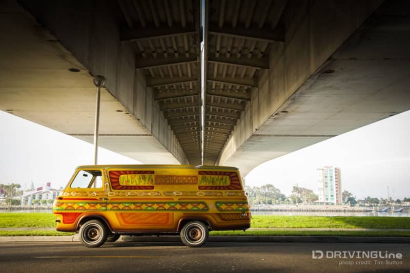 1966_Ford_Econoline_Van_Cab_Over_Custom_09